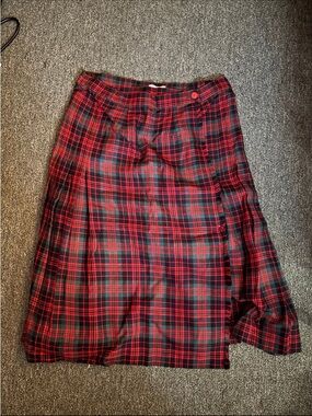 Vintage Gumushels Pleated Plaid Red and Black Midi Skirt
